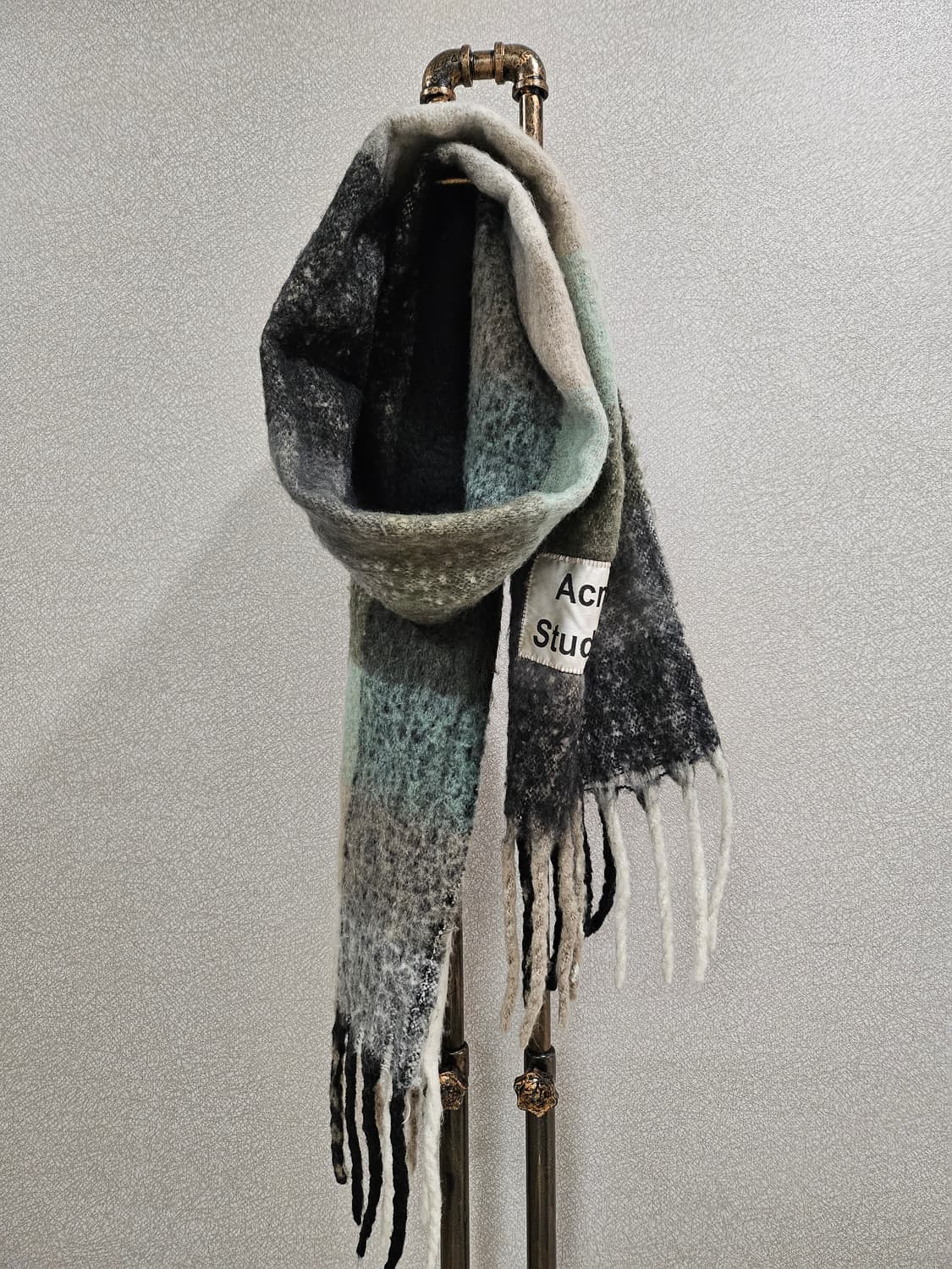 아크네스튜디오  상품이미지1