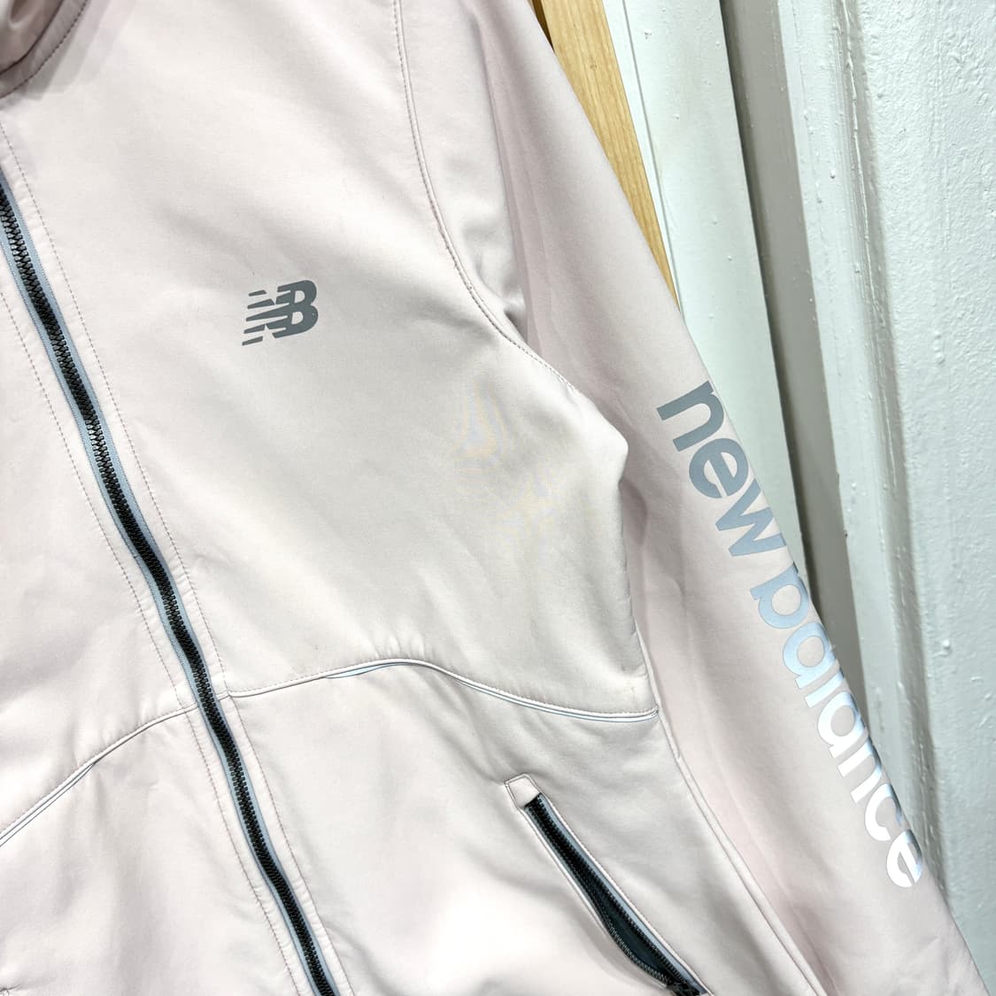 뉴발란스 후디 바람막이 상품이미지2