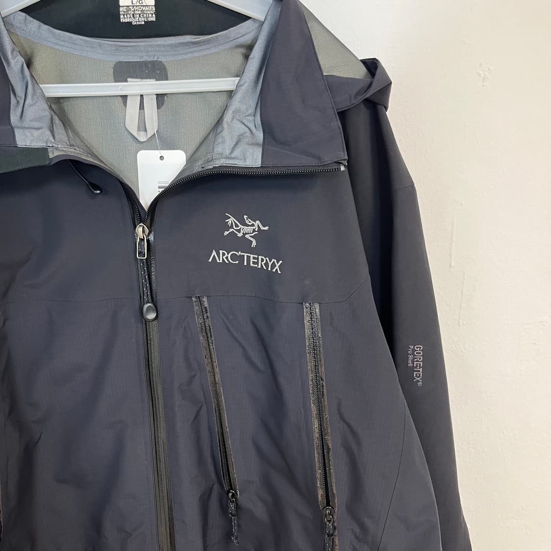 Arc’teryx Theta AR Gore-Tex windbreaker 상품이미지5