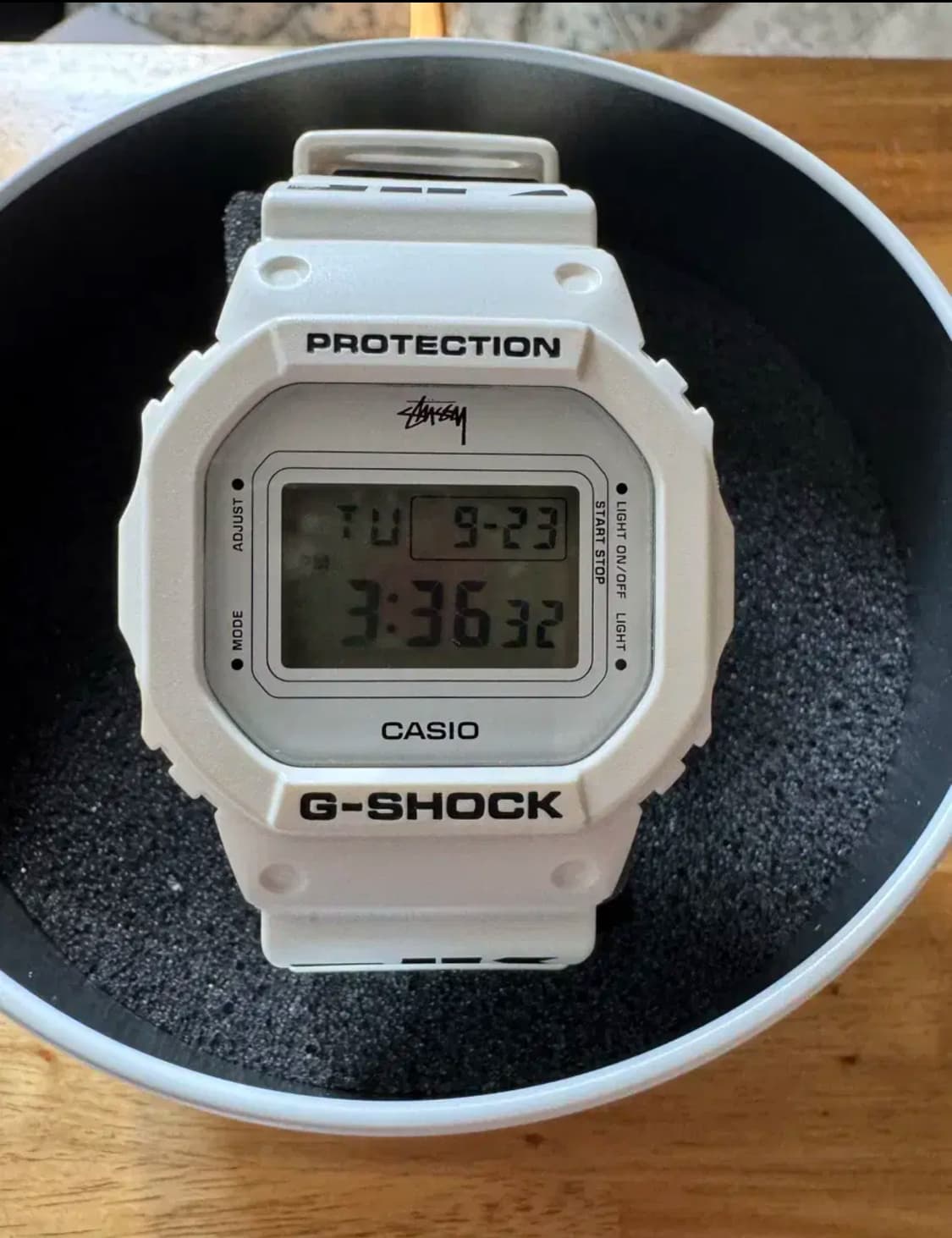 Gshock 지샥 Stussy 스투시 콜라보 DW-5600 화이트 풀박스 상품이미지1