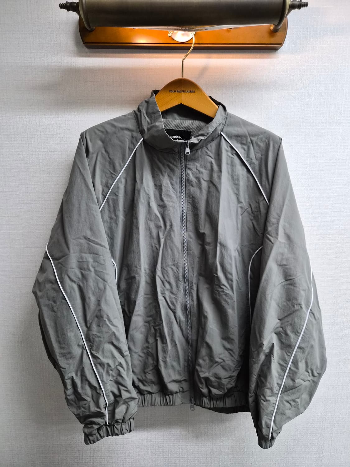 2XL) 무신사 스탠다드 파이핑 라인 오버사이즈 트랙 자켓 팝니다 상품이미지1