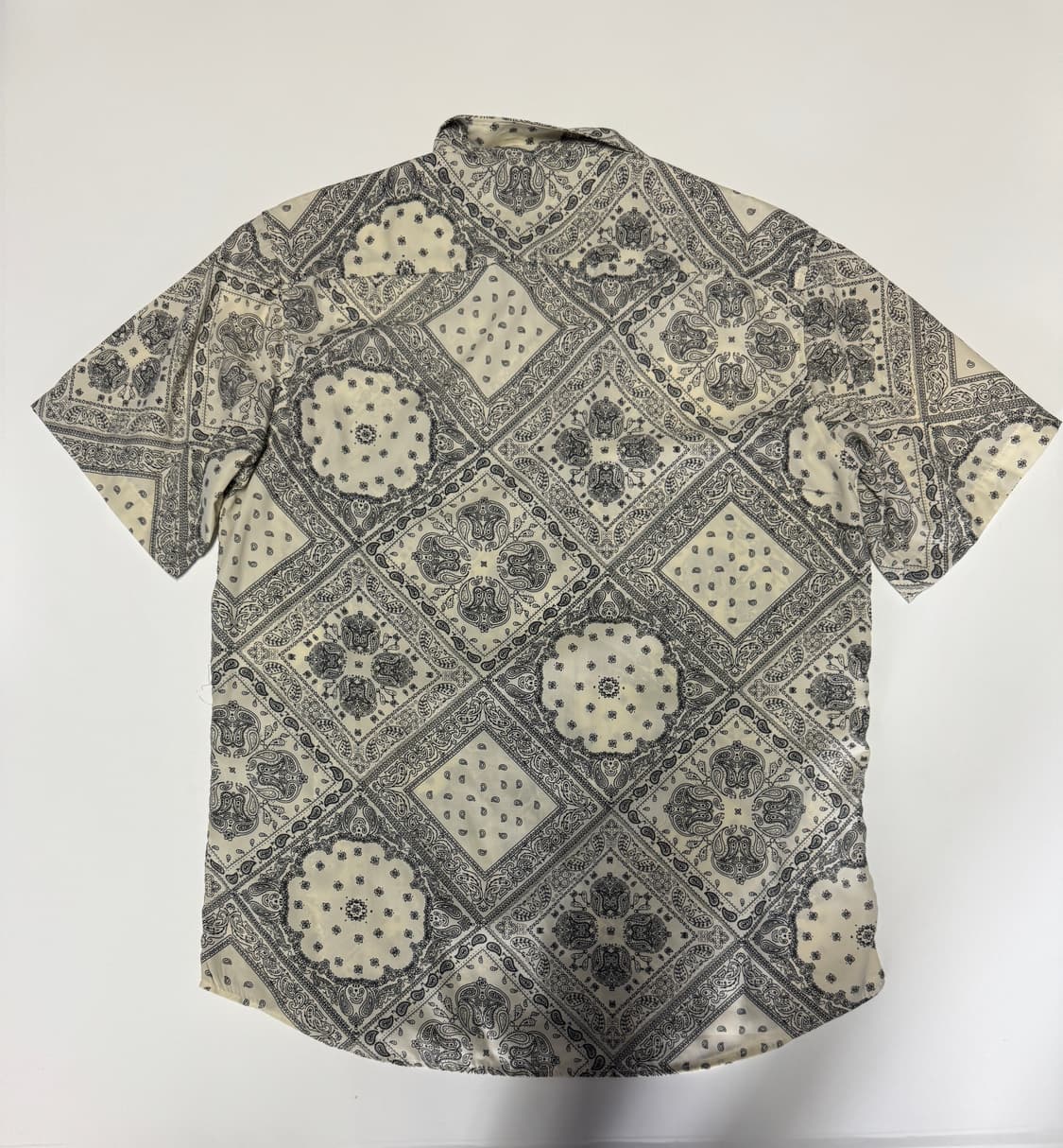 어반 가먼츠 빈티지 페이즐리 오픈 카라 반팔 셔츠 L 상품이미지2