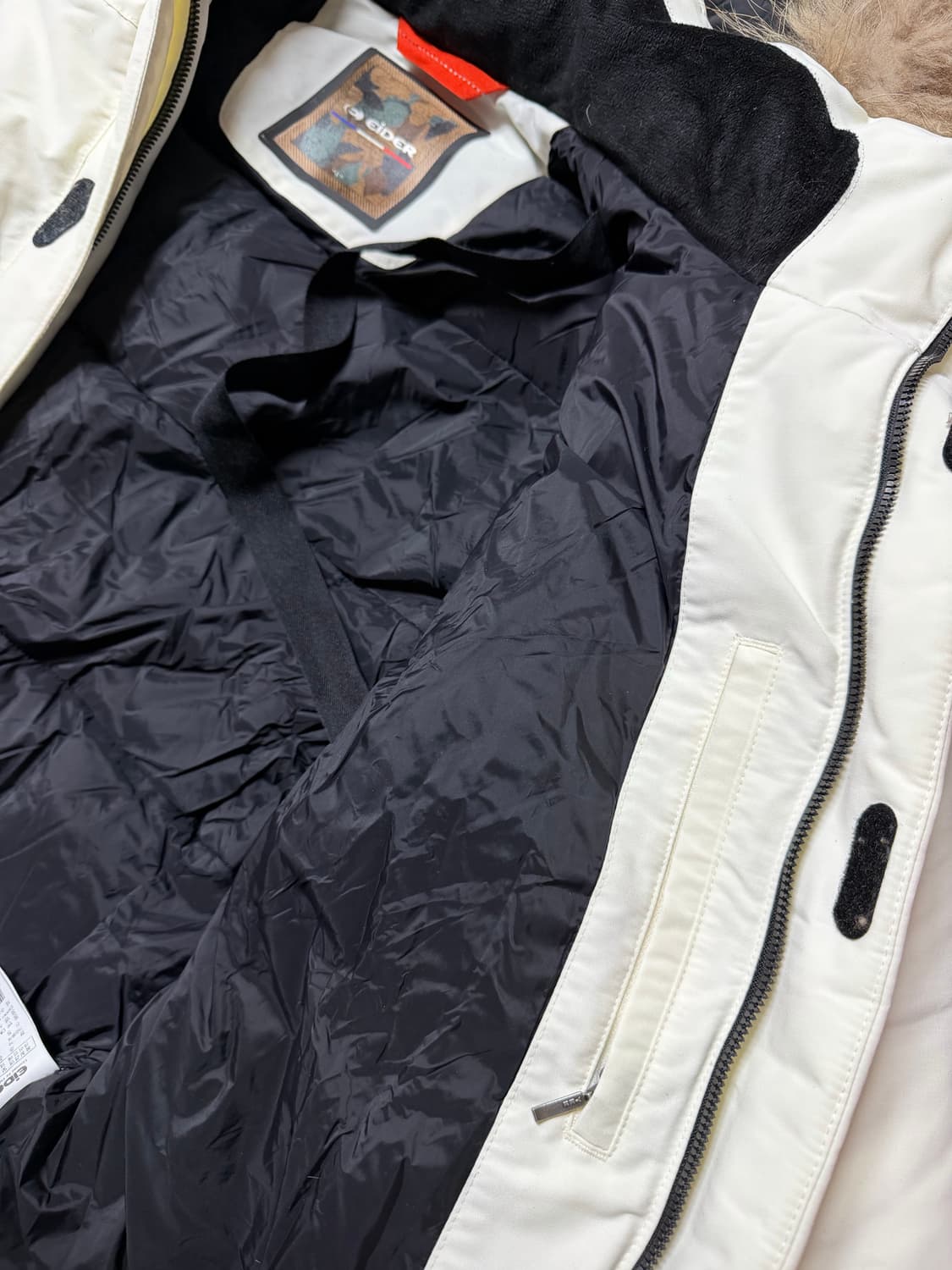 아이더 스투키 화이트 패딩 L사이즈 상품이미지8