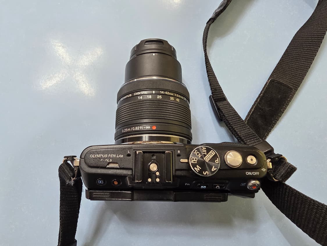 올림푸스 PEN E-PL5 블랙 + 14-42mm  번들렌즈  상품이미지2