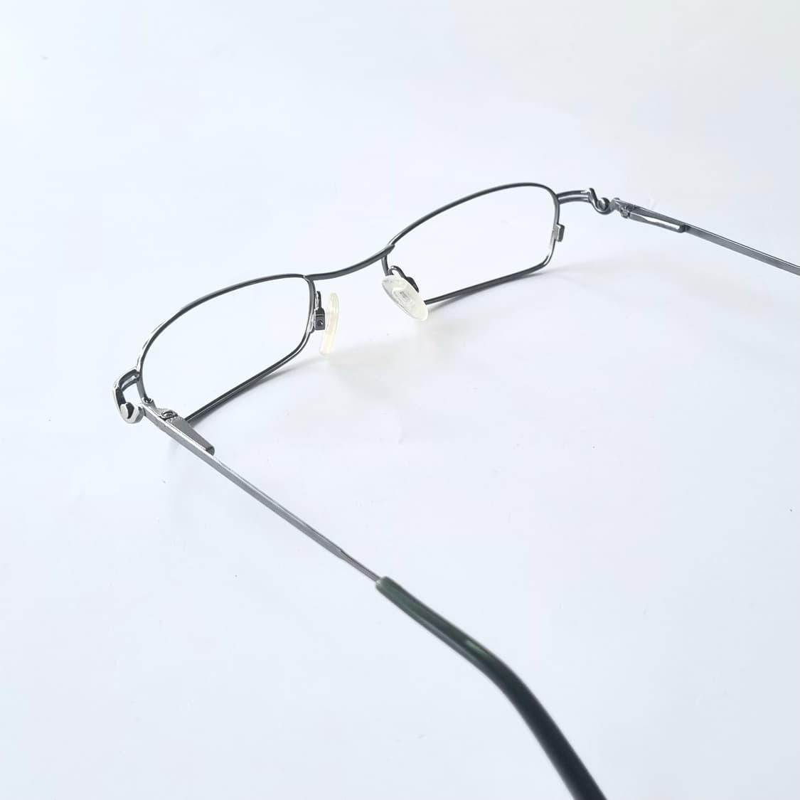 데드스탁 빈티지 메탈릭 내로우 프레임 안경테 785 상품이미지4