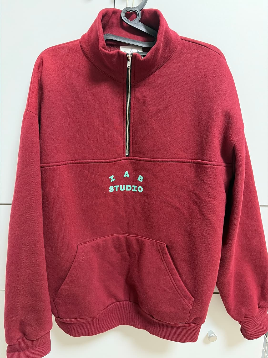 아이앱 스튜디오 하프집업 상품이미지1