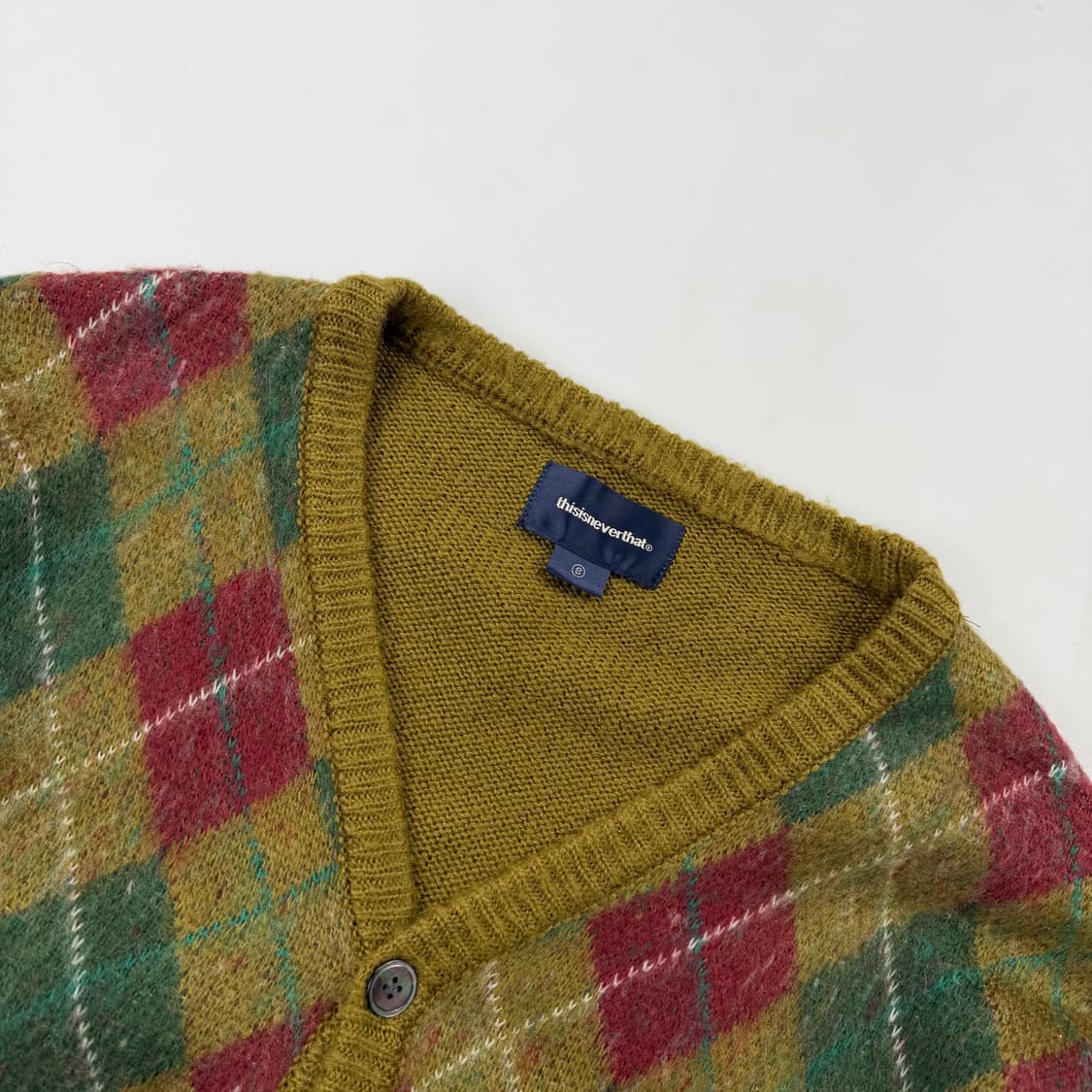 디스이즈네버댓 아가일패턴 니트 가디건 상품이미지5