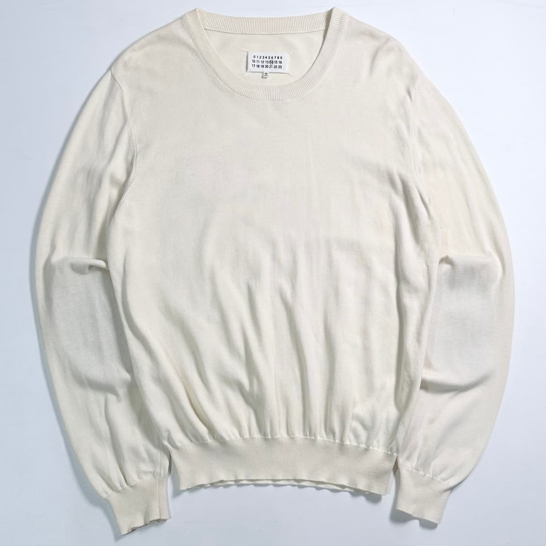 마르지엘라 화이트 엘보패치 니트  상품이미지1