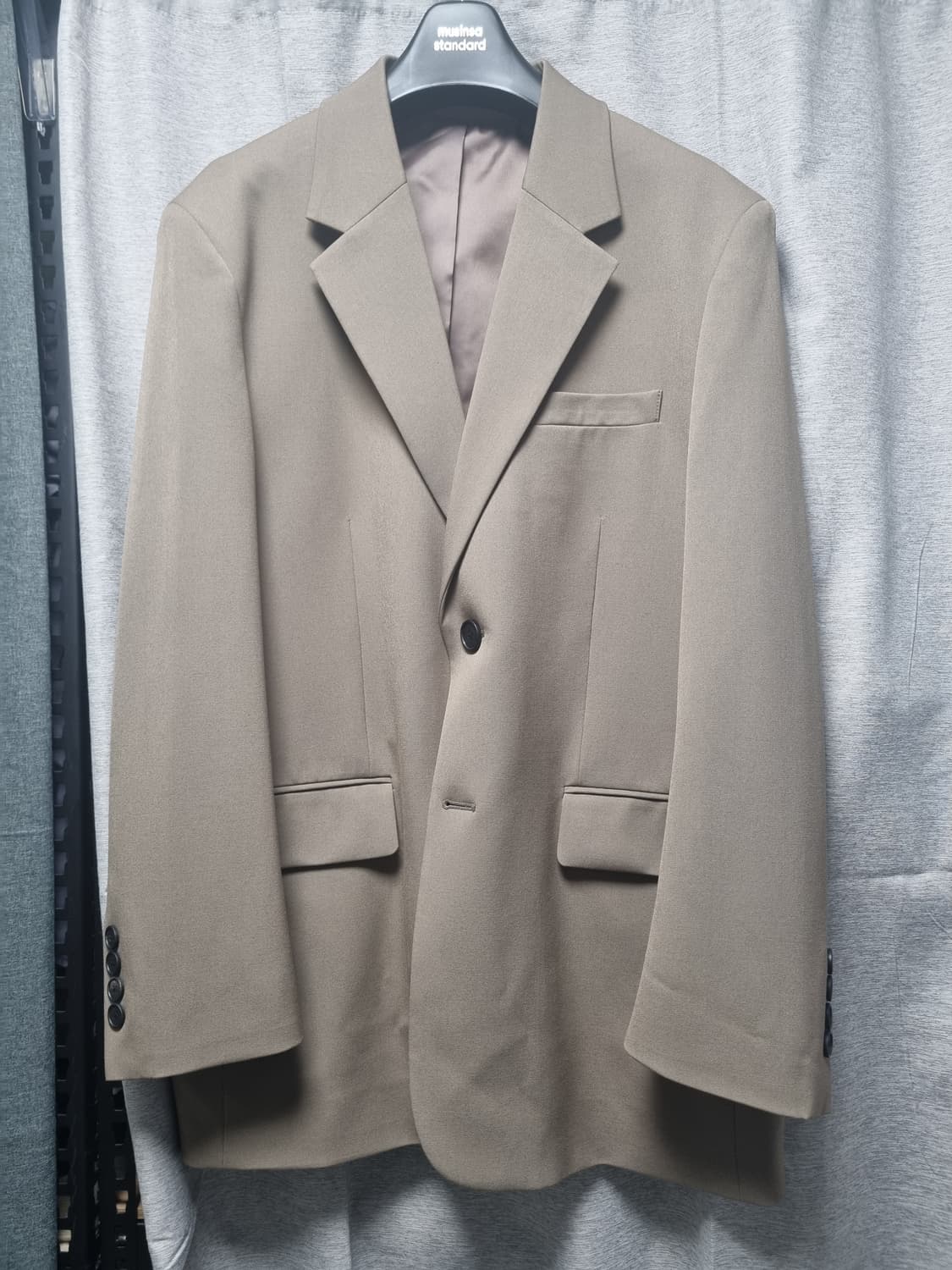 무신사스탠다드 대디숄더 오버핏 블레이저 베이지 XL 상품이미지1