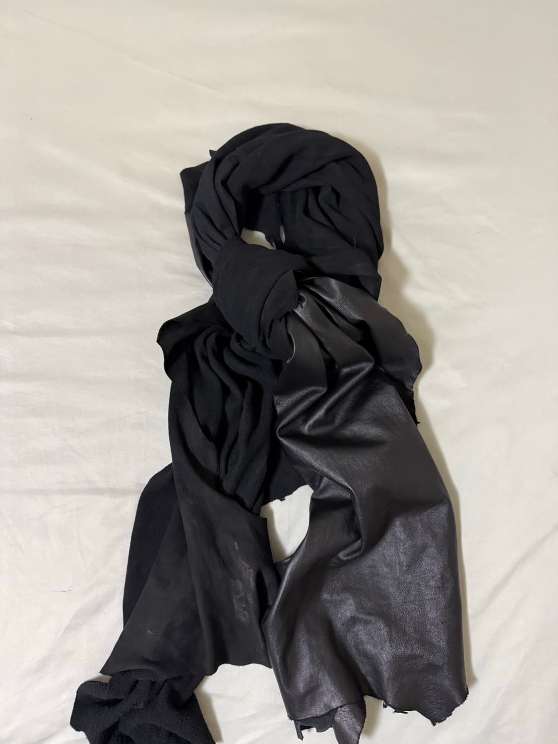 솔로이스트 사슴가죽 머플러 상품이미지1