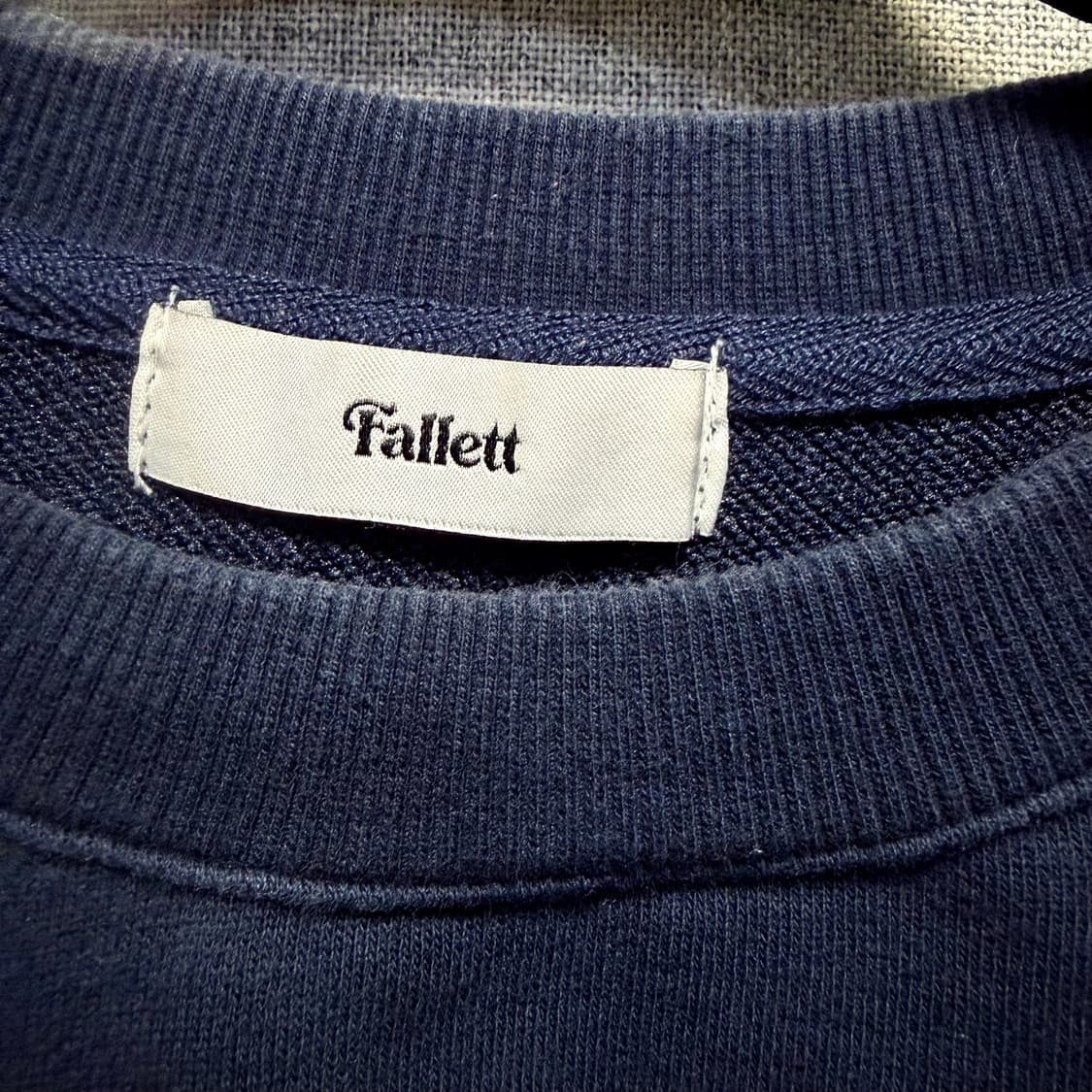 Fallett 팔렛  네로 맨투맨 네이비  상품이미지3