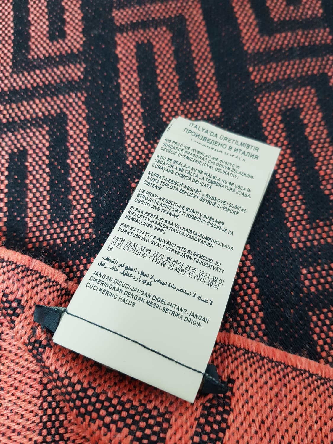 [정품] 베르사체 메두사 패턴 머플러 레드/블랙 상품이미지4