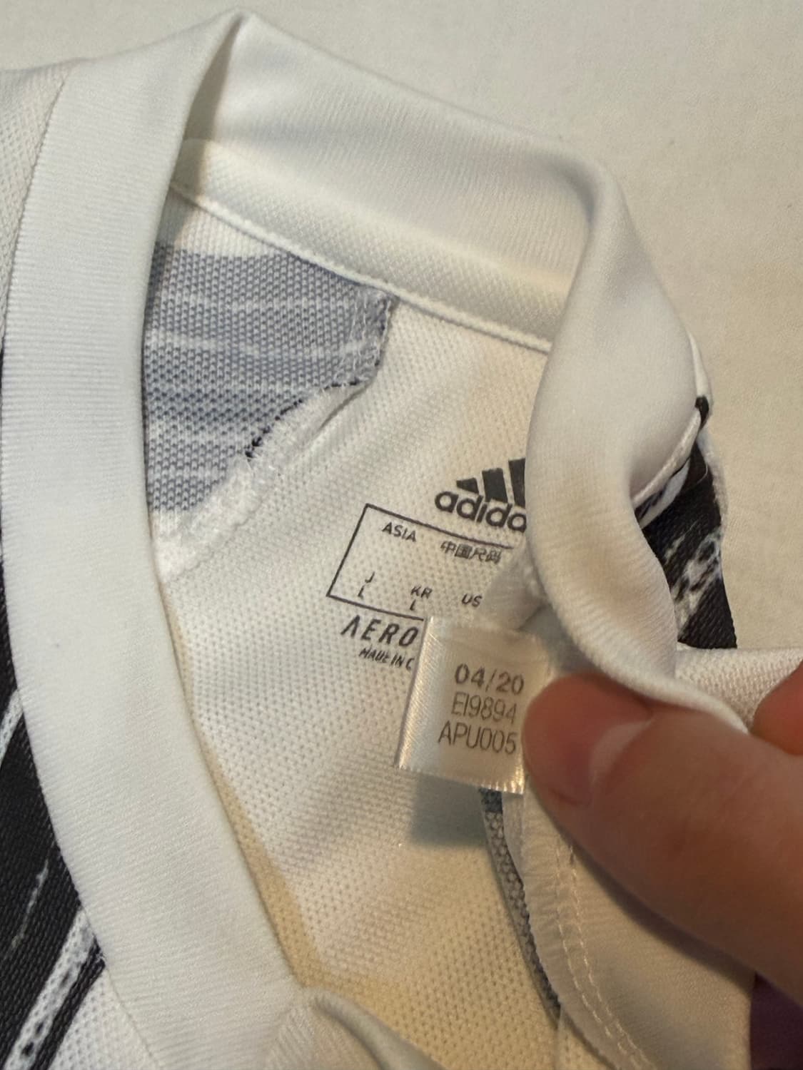 아디다스 20-21 유벤투스 홈 유니폼 져지 상품이미지3