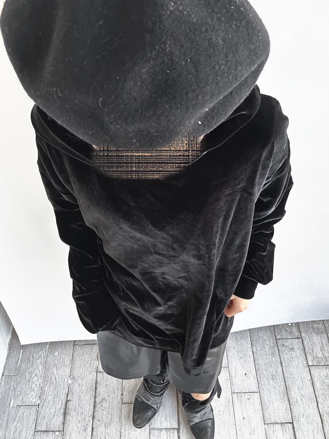 BAD TASTE velour balck hood 상품이미지2
