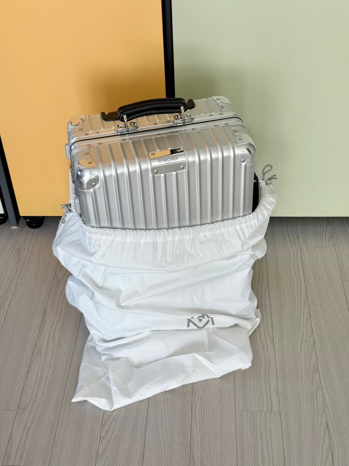 리모와 클래식 실버 캐빈 상품이미지7
