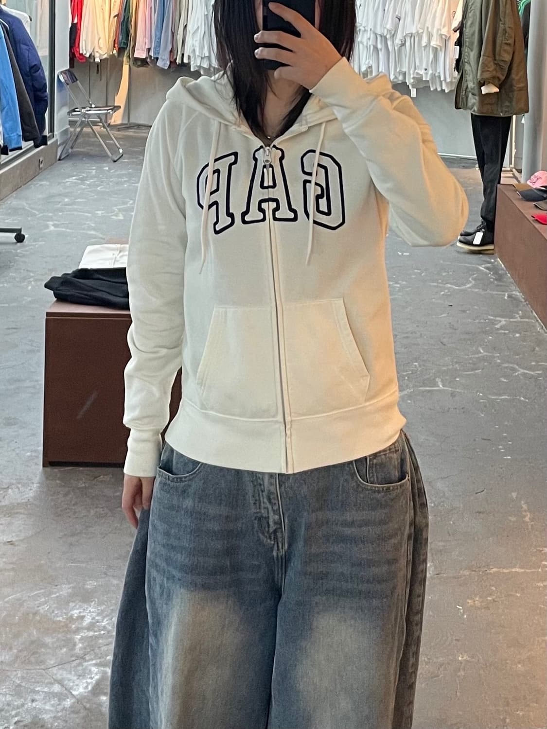 갭 로고 화이트 후드집업 H1601 상품이미지1