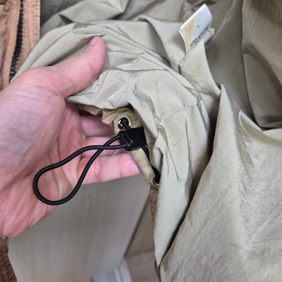 블랙아웃 오버다이 구스다운 L 상품이미지6