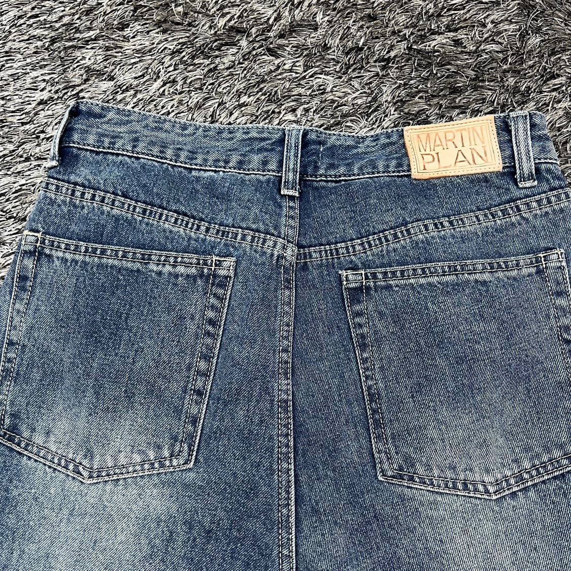 마틴플랜 컷아웃 스트레이트 진 (46) 상품이미지4