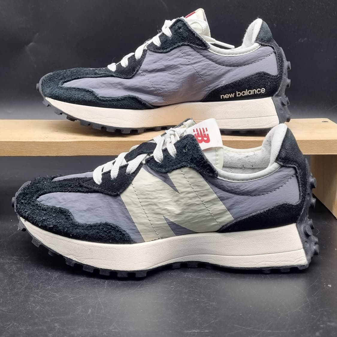 뉴발란스 327 여성운동화240  상품이미지1