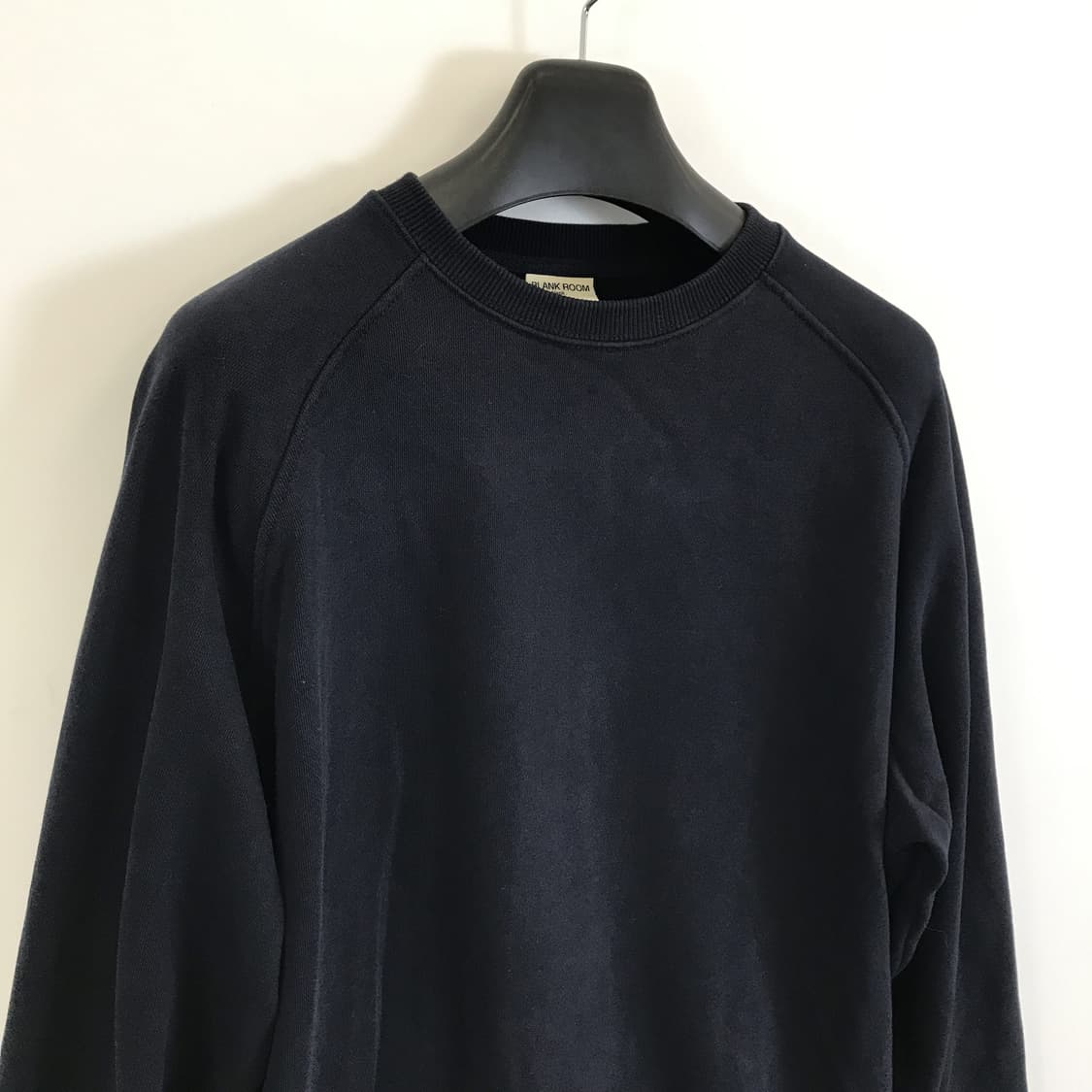 블랭크룸 BLANK ROOM 네이비 스웻맨투맨 [2] 상품이미지2