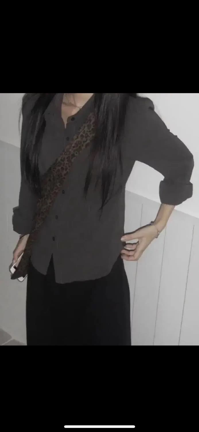 슬립오버 madeleine slim shirt 먹색 상품이미지1