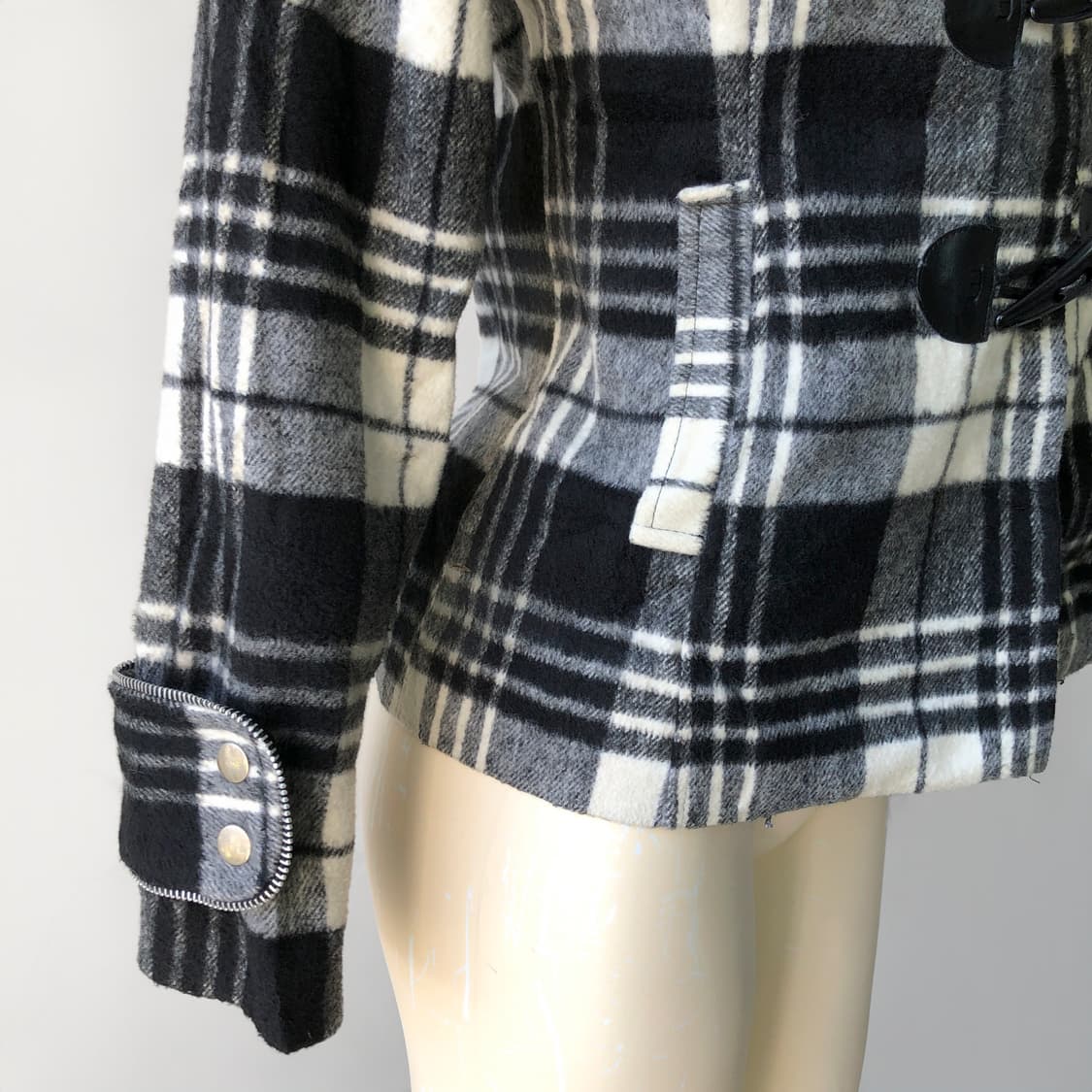 체크 퍼 후드 더플 숏 코트 상품이미지3