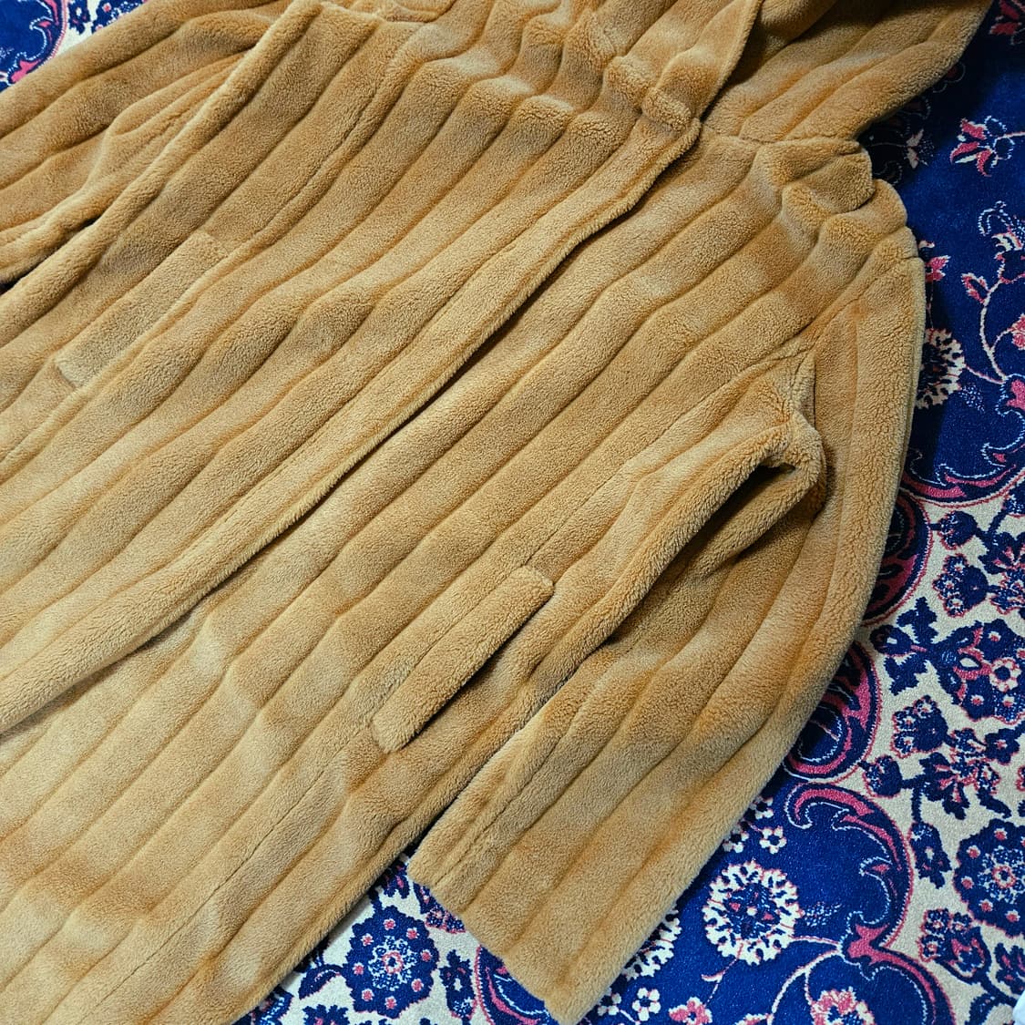 Robe Cabinet in Japan 플리스 후드 코트 자켓 Free 상품이미지3