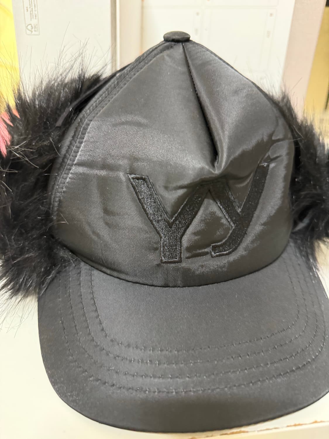 오픈yy 포우 퍼 모자 이어플랩 캡 군밤모자 블랙 상품이미지1