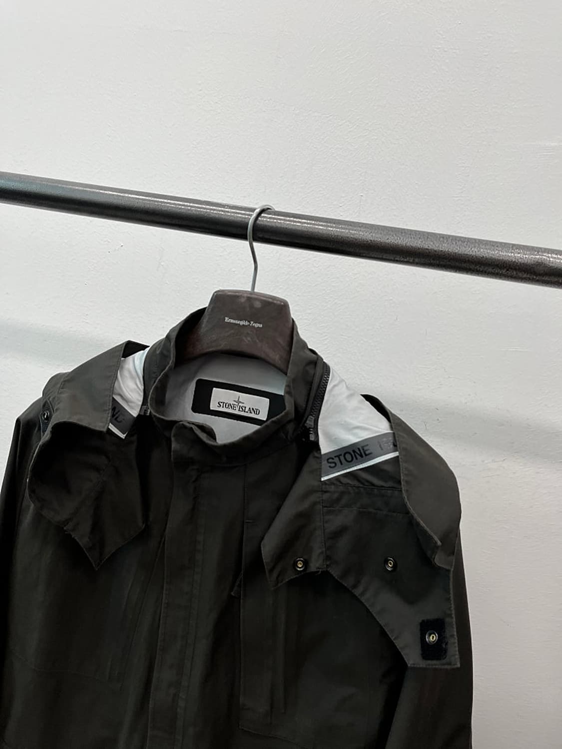 100) 스톤아일랜드 마리나 후드 레인자켓  상품이미지5