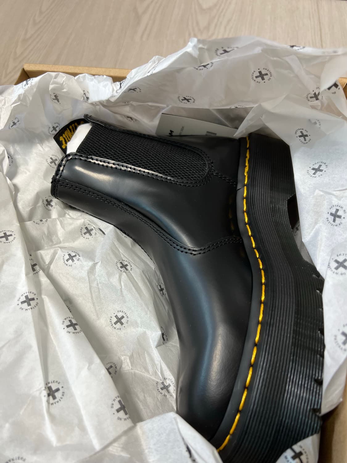 [230] 닥터마틴 우먼 2976 스무스 레더 플랫폼 첼시 부츠 블랙 상품이미지3