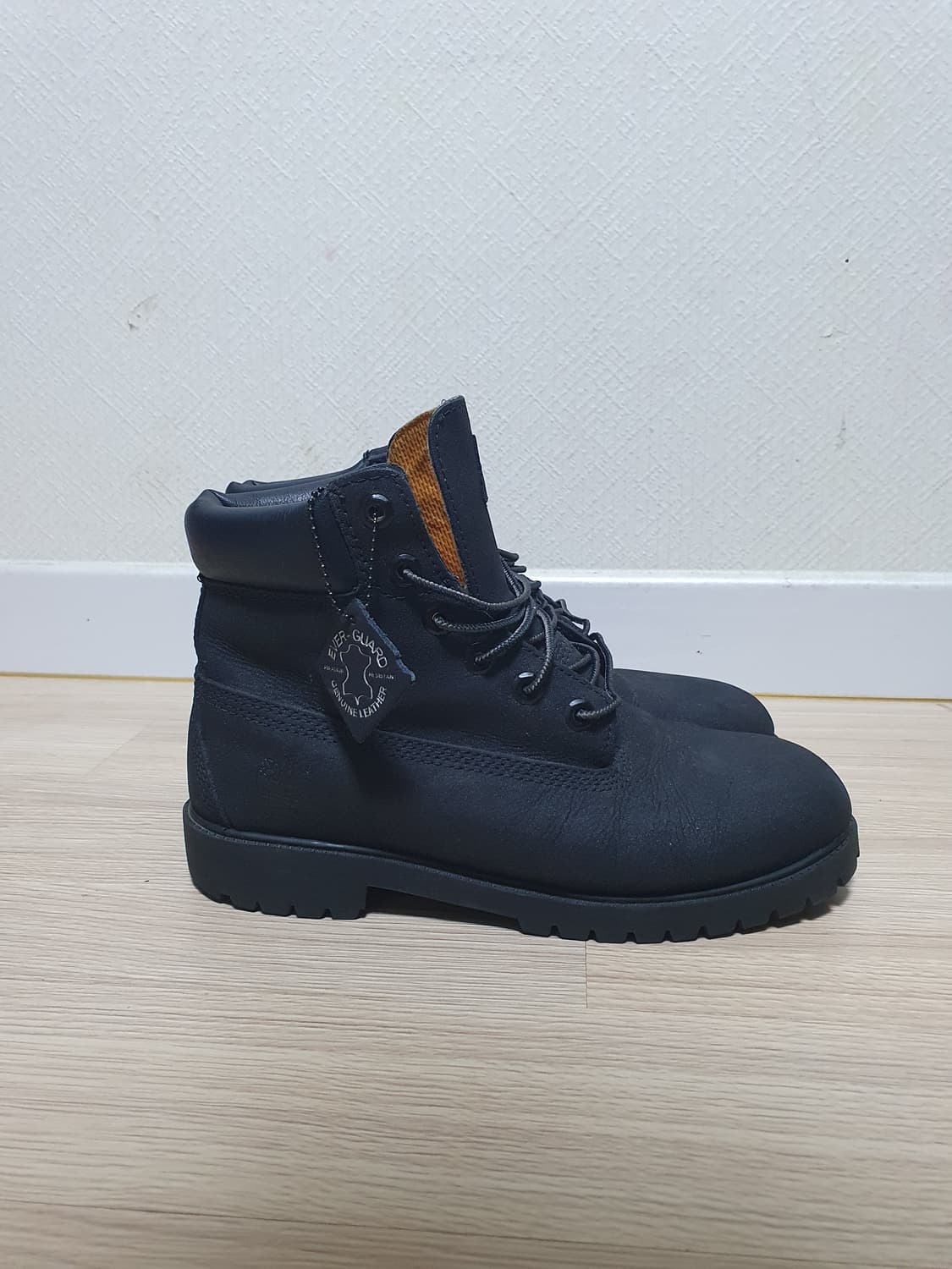 팀버랜드 블랙 6인치 부츠 250 상품이미지1