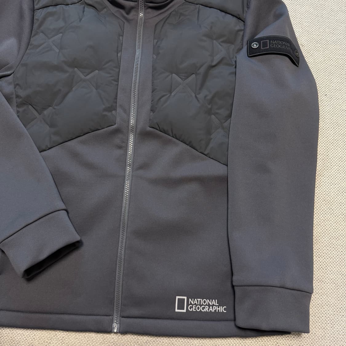 내셔널지오그래픽 퀄팅 쉘 경량패딩 상품이미지2