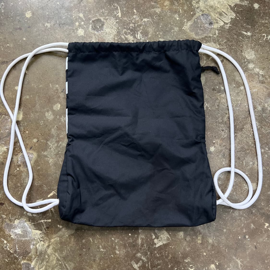 나이키 빅로고 짐색 가방 백팩 남여공용 상품이미지4