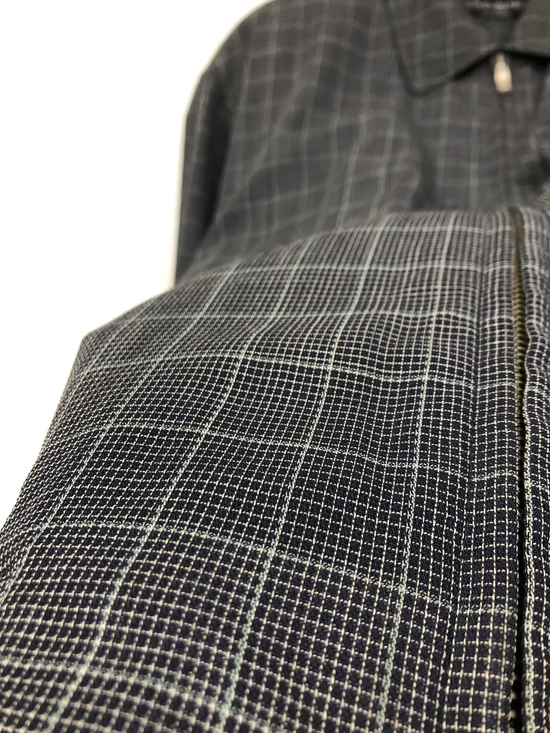 입생로랑 남성 클래식 체크 헤링턴 블루종 봄버 자켓 _ 다크네이비 상품이미지8