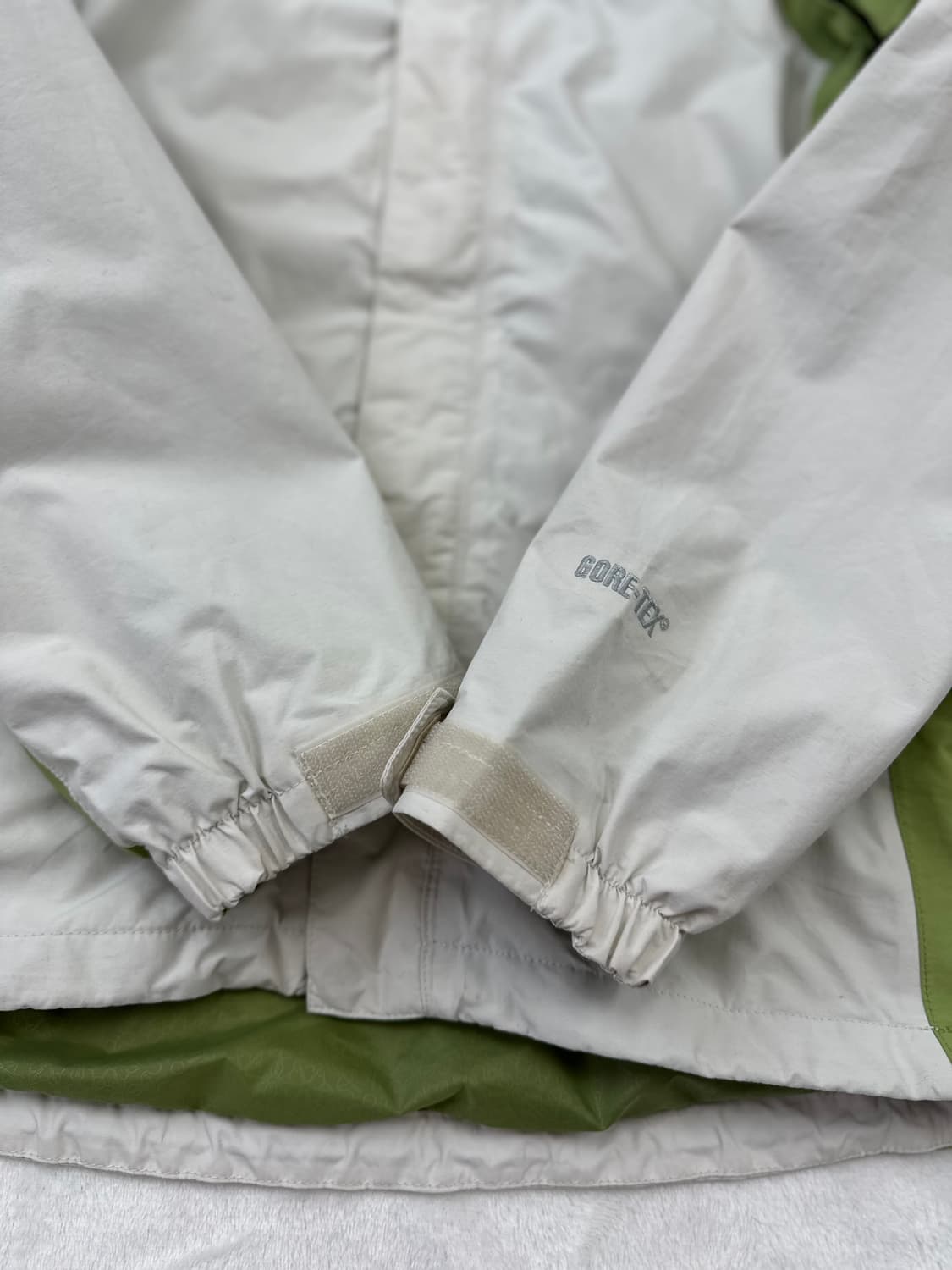 (XL)노스페이스 해외판 우먼스 고어텍스 바람막이 자켓 상품이미지4