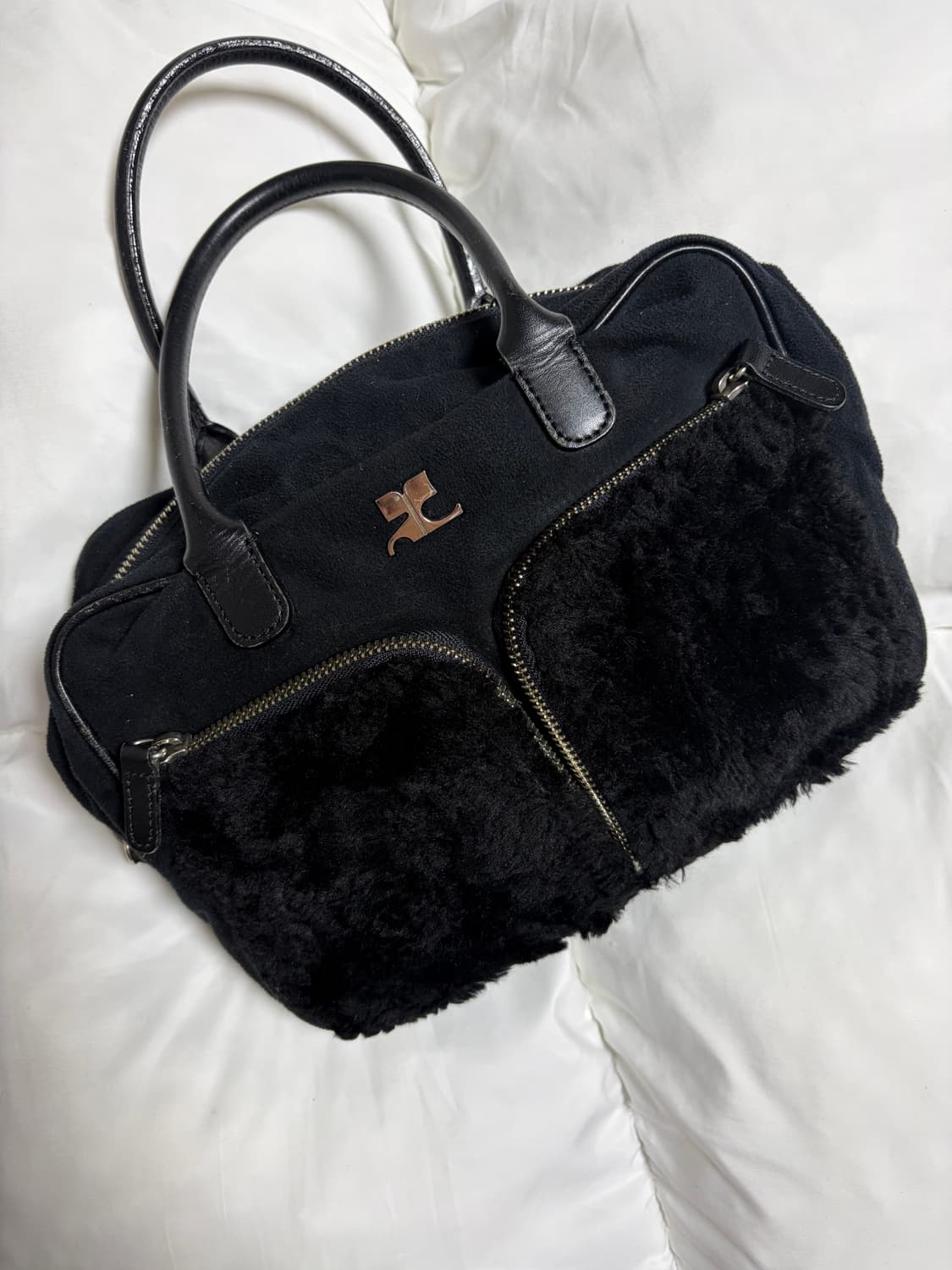 꾸레쥬 퍼 스웨이드 토트백 상품이미지3