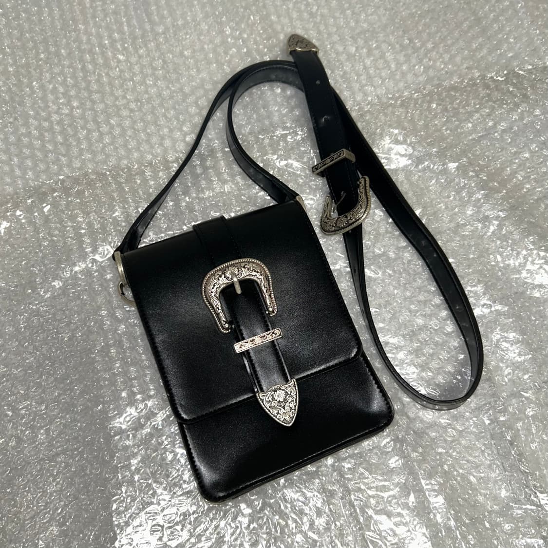 DWS 웨스턴 버클 백 크로스백 가방 디더블유에스 디더블유에스이 상품이미지2