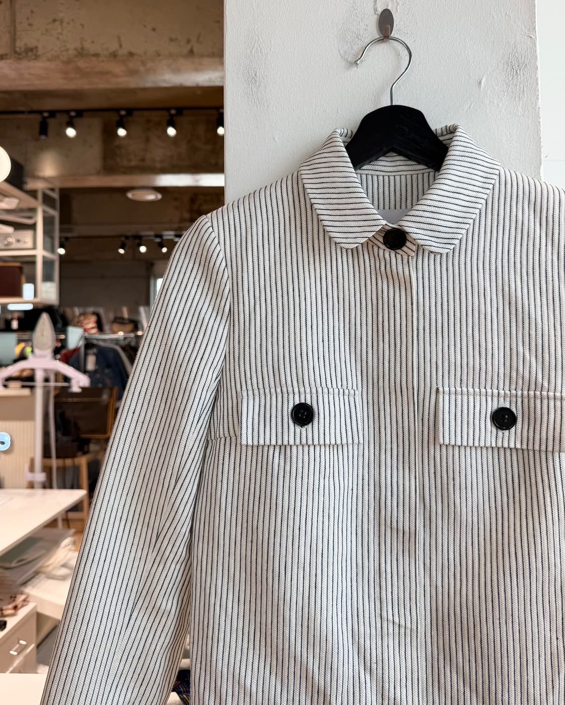 끌로디 피에르 스트라이프 린넨 혼방 자켓  상품이미지4