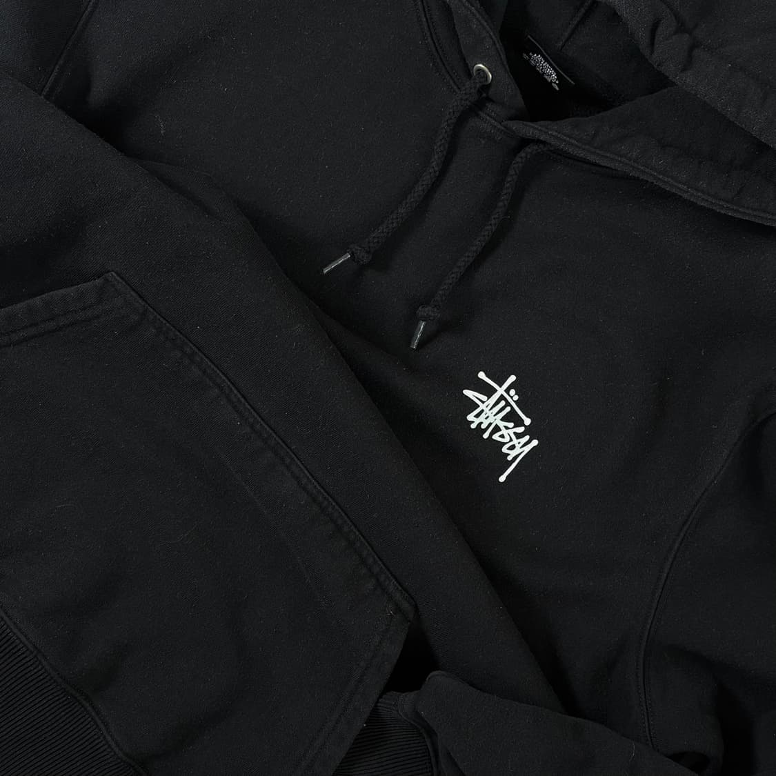 Stussy  스투시 베이직 스탁로고 블랙 후드티  상품이미지4