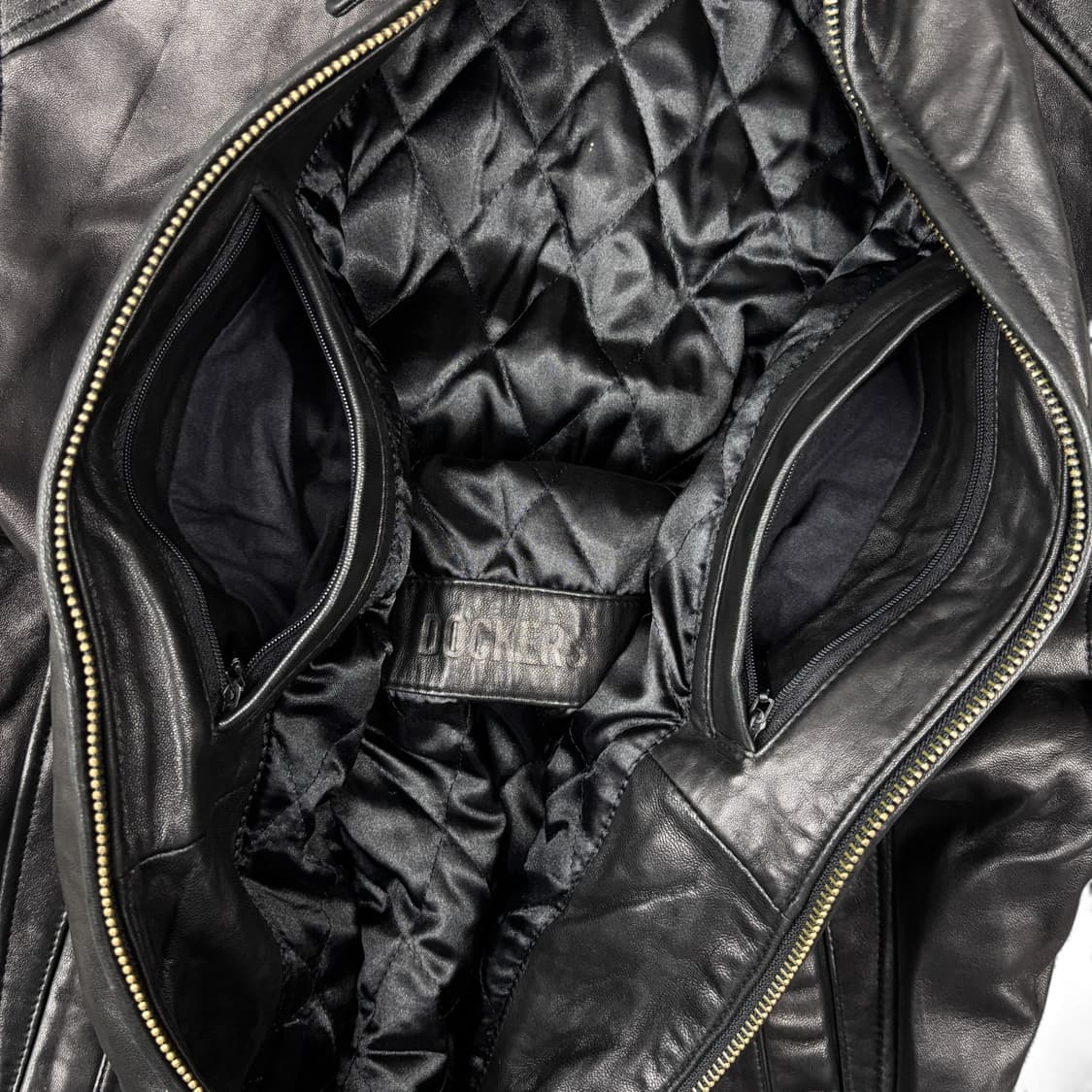 다커스 레더 자켓 상품이미지4