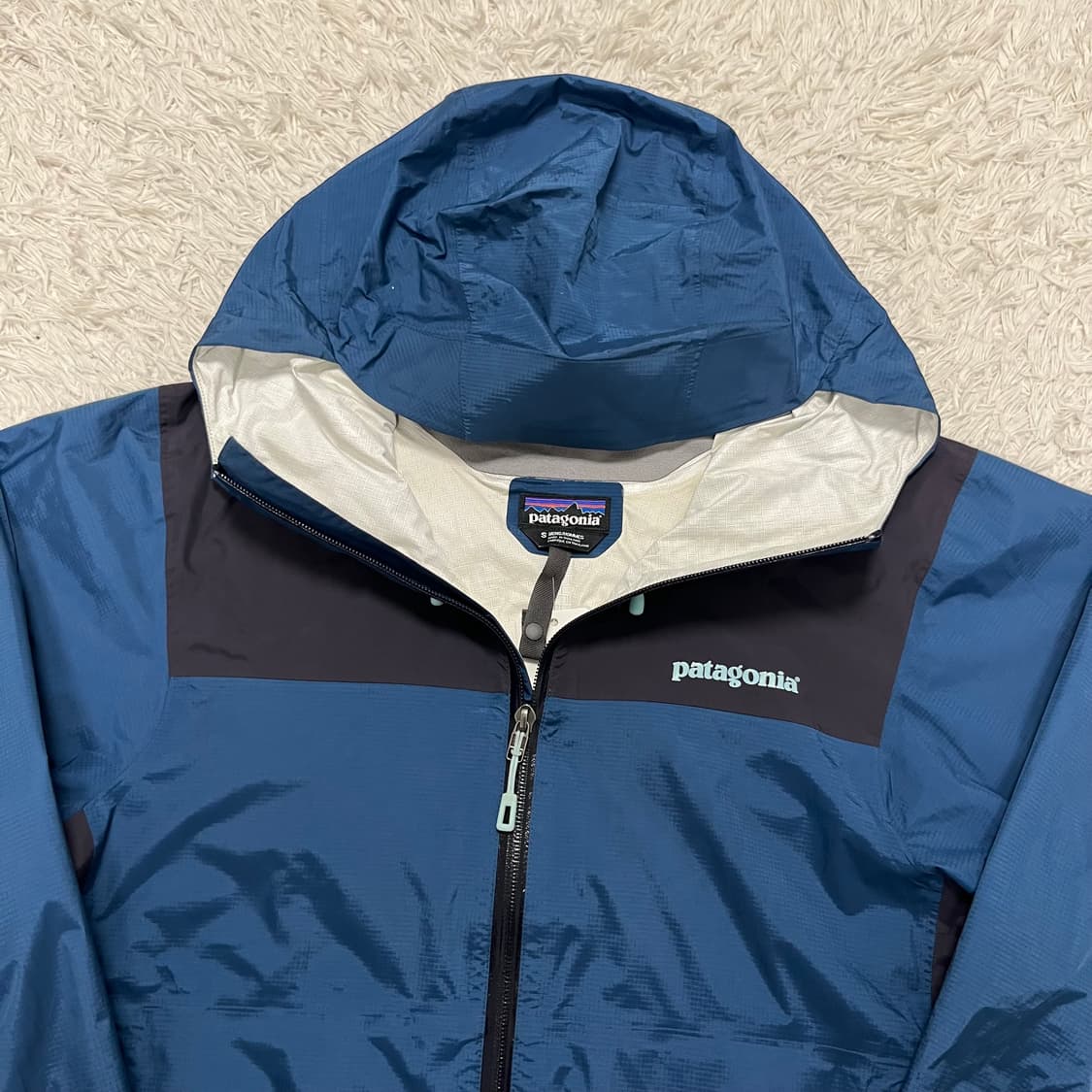 Patagonia Torrentshell windbreaker 상품이미지5