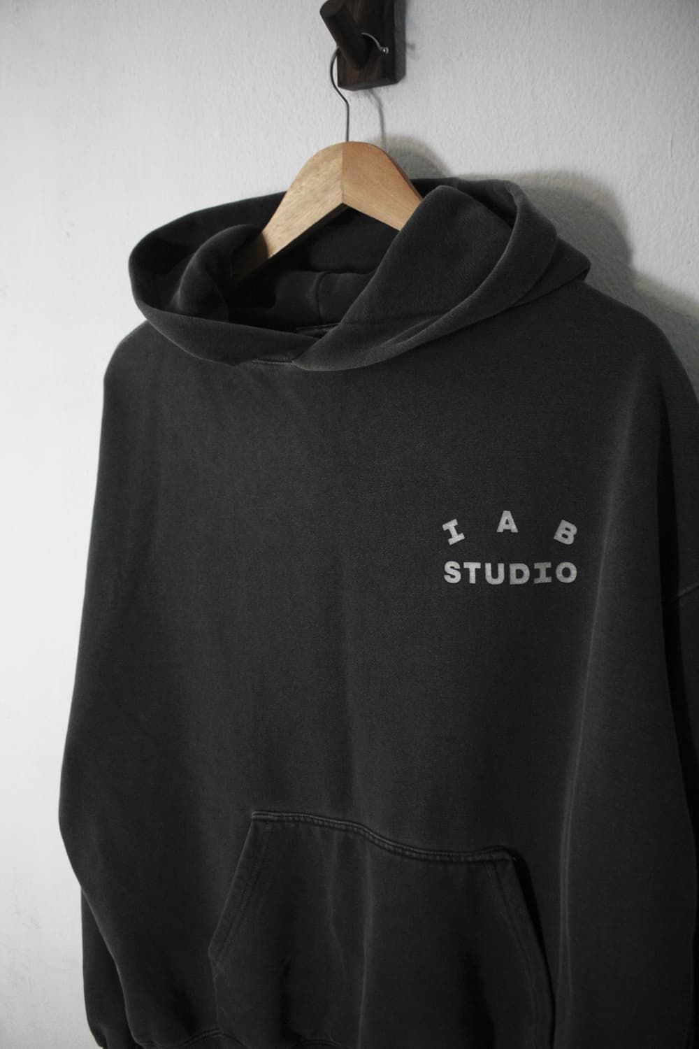 아이앱스튜디오I A B STUDIO Pigment Hoodie  상품이미지3