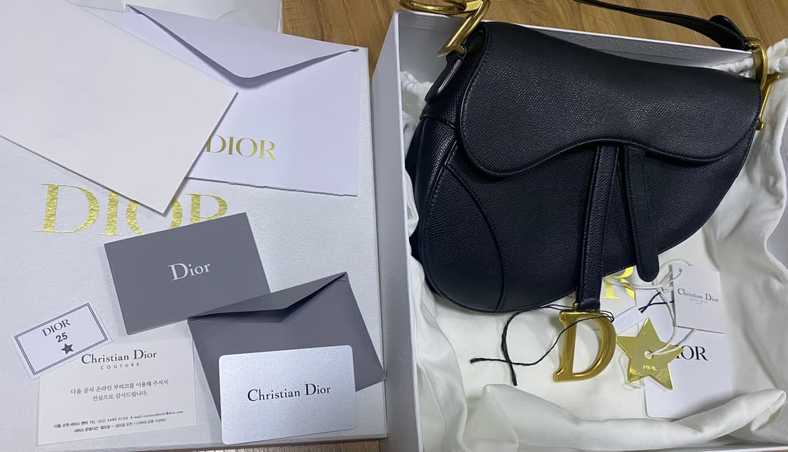 디올 새들백 미듐 상품이미지1