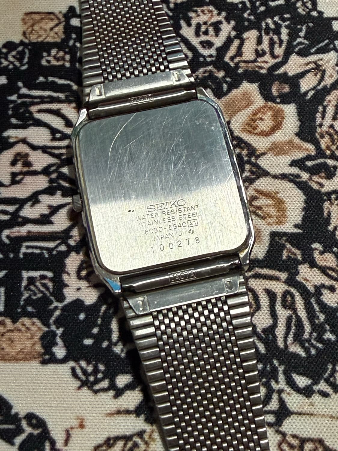 SEIKO 빈티지 쿼츠 시계 상품이미지4