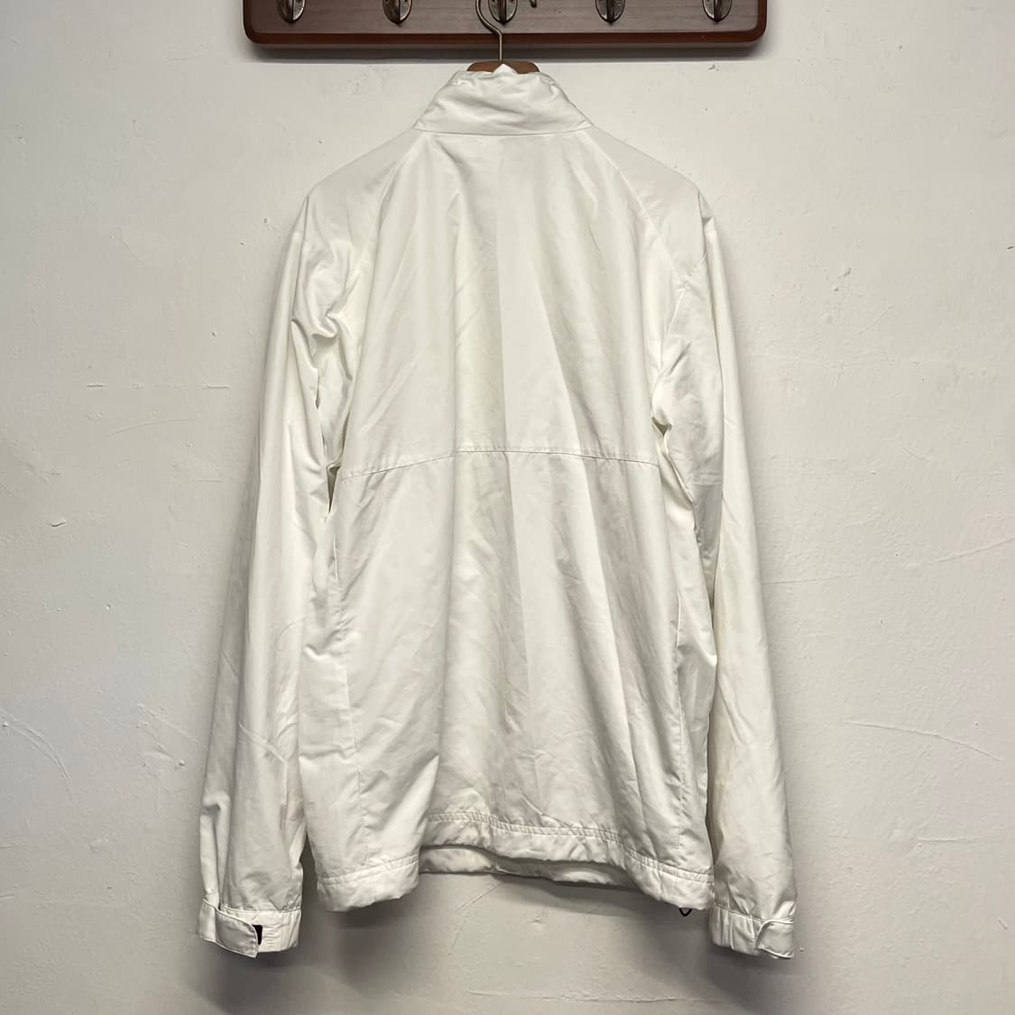 나이키 골프 화이트 바람막이 자켓   상품이미지4