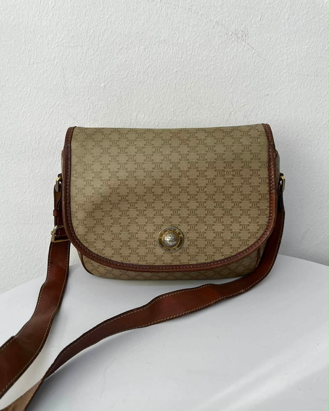 셀린느 빈티지 마카담 블라종 플랩 크로스백 숄더백 상품이미지1