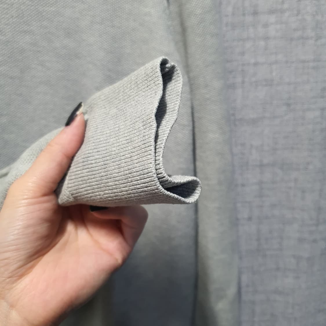 띠어리 남성 리갈 울 크루넥 니트 스웨터  상품이미지3