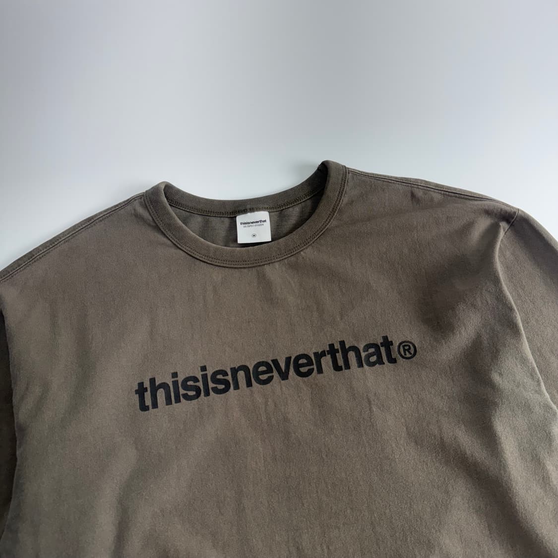 Thisisneverthat 디스이즈네버댓 브라운 롱슬리브 상품이미지4