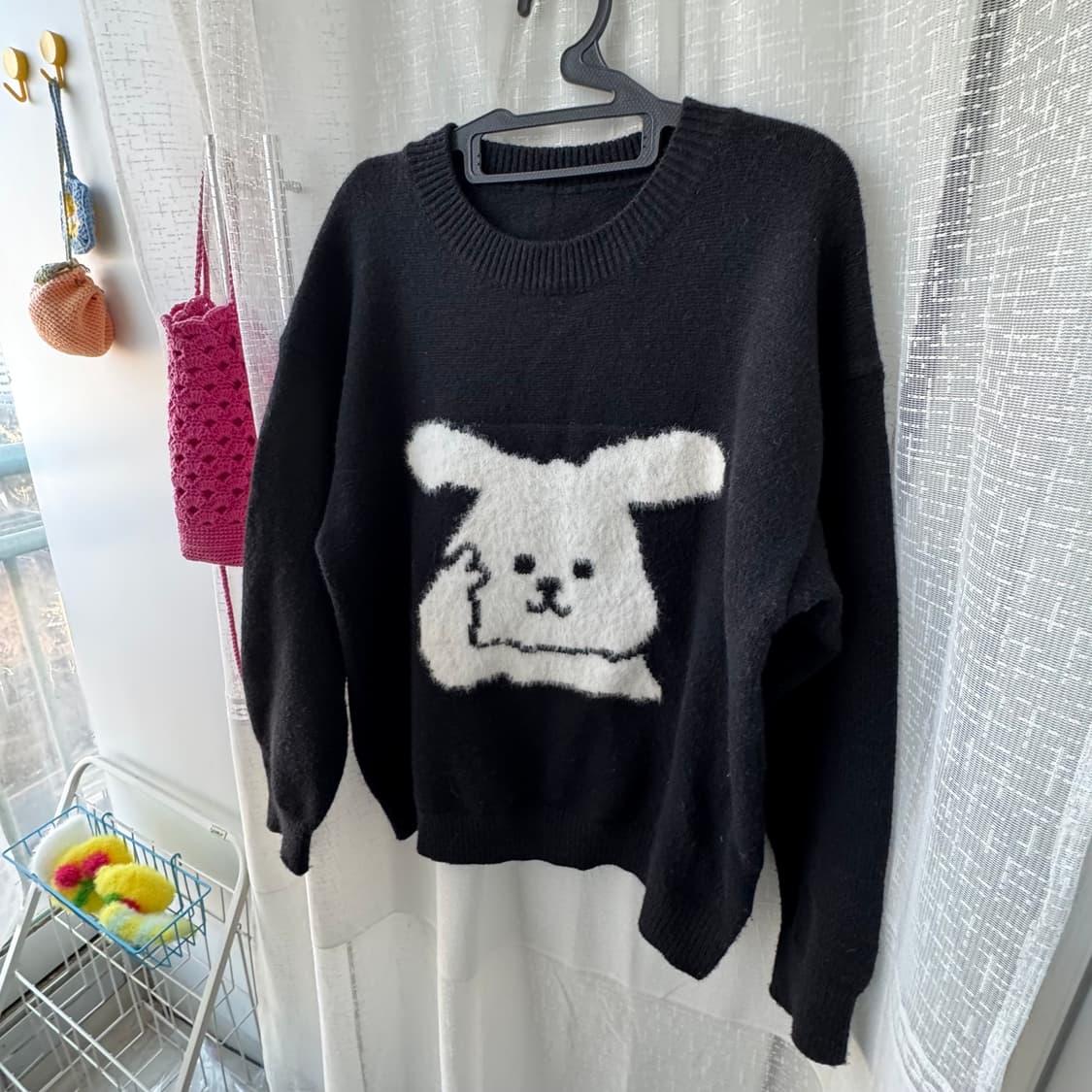 블랙 화이트 토끼패턴 니트 긴팔 스웨터 상품이미지3