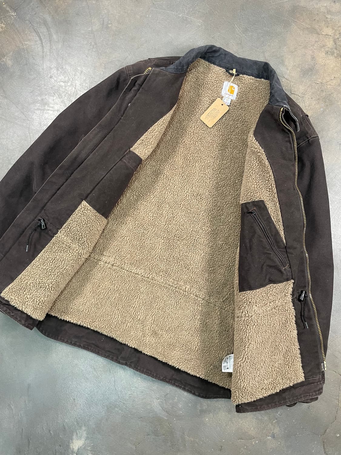 칼하트 c61 쉐르파 릿지 자켓 상품이미지4